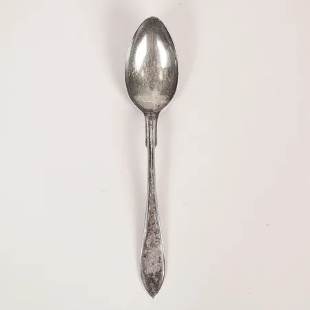 Sked, modell Svensk Spets, GAB, Stockholm år 1936, längd: 182 mm, gravyr, anlupen, silver. Vikt: 35,7 g