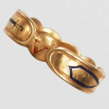Ordensring, Frimurarna, med texten GMOTH samt svärd, "Eye of Providence" och sköld med emalj, kraftigt slitage på emalj samt emaljbortfall, stl: 23, gravyr, 18K guld Vikt: 10,2 g