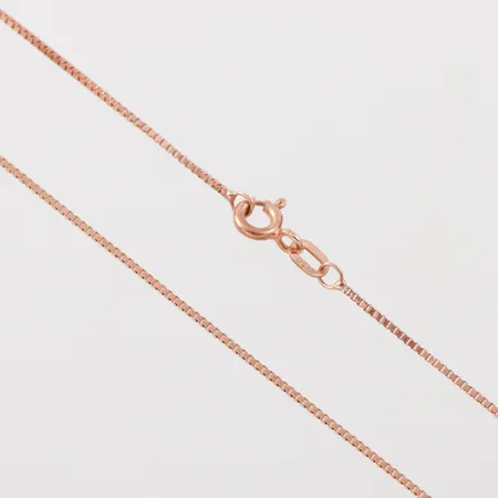 Collier Venezia, Guldfynd AB, längd 45 cm, bredd 0.9 mm, 18k. Vikt: 2,5 g