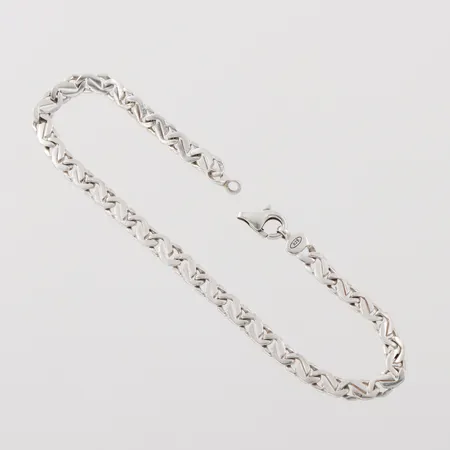 Armband, Guldfynd AB, längd ca 20 cm, defekt lås, silver. Vikt: 8,3 g
