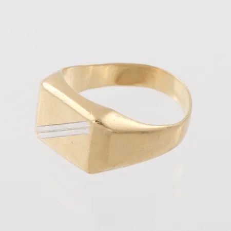 Trasigt guld, 18k. Vikt: 3,6 g