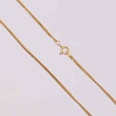 Collier, längd 50cm, bredd 1,5mm, lätta bucklor, 18K  Vikt: 6,1 g