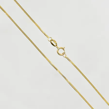 Kedja, längd 41½ cm, bredd 1 mm, 21K. Vikt: 2,1 g