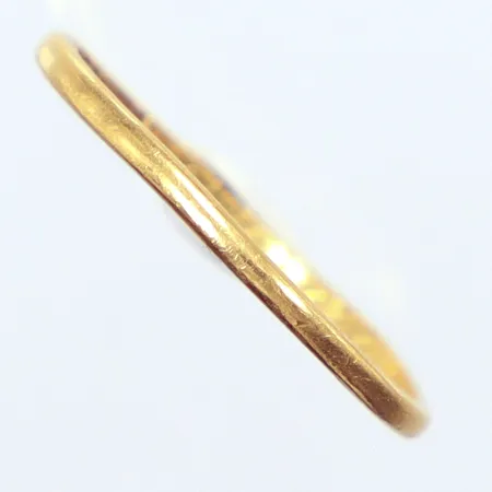 Ring, slät, ojämn, Ø19, 23K Vikt: 1,8 g