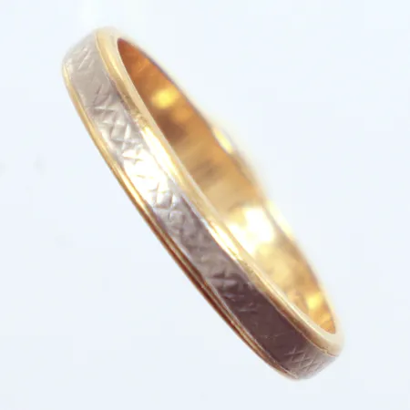 Ring, tvåfärgad, Ø19½, 18K Vikt: 3,7 g