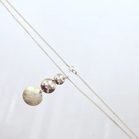 Halskedja Pansar, längd 42,5, bredd 1,5mm, hänge, höjd 46,3mm, bredd 17,8mm, silver 925/1000 Vikt: 5,7 g