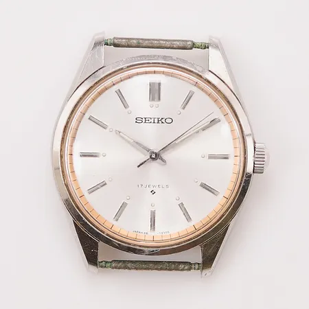 Herrur Seiko, stål, 35mm, stål, manuell, refnr:66-7100-P, serienr 350466.