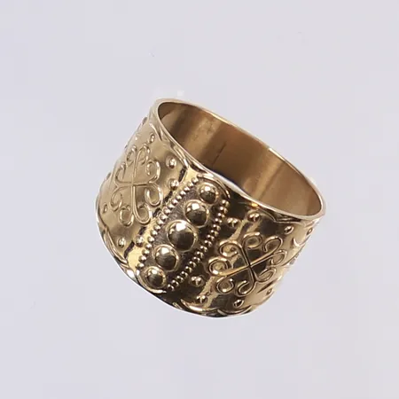 Ring, stl 17¼, bredd 5,5-13,5mm, 18K Vikt: 5,1 g
