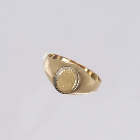 Klackring, stl 18¾, bredd 2-10mm, något ojämn skena, 18K Vikt: 2,7 g
