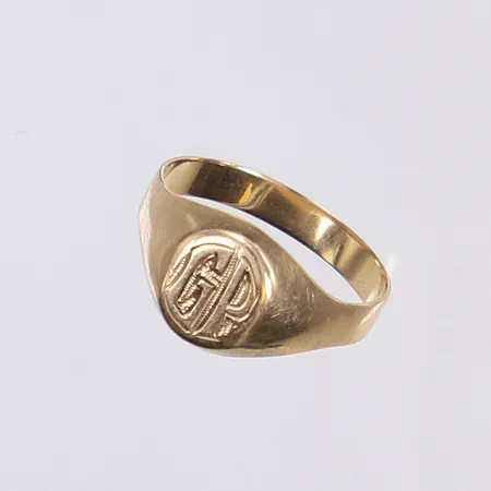 Klackring, monogram "GP", stl 19¼, bredd 3-11mm, slitage, 18K Vikt: 3,1 g