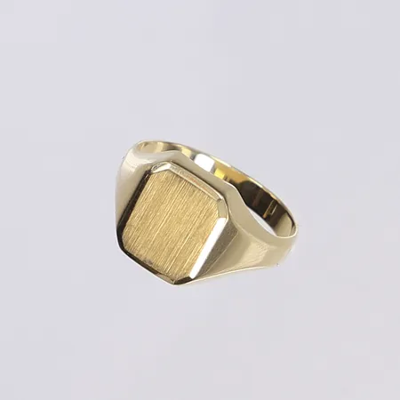 Klackring, stl 18¾, bredd 3-12mm, GHA, 18K Vikt: 3,1 g