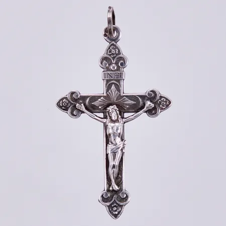 Hänge längd ca 48mm, bredd ca 26mm, 925/1000 silver Vikt: 3,7 g