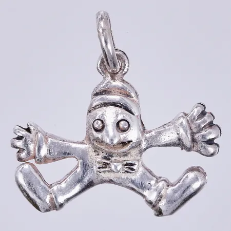 Hänge längd ca 22mm, bredd ca 20mm, ostämplat silver Vikt: 2,4 g