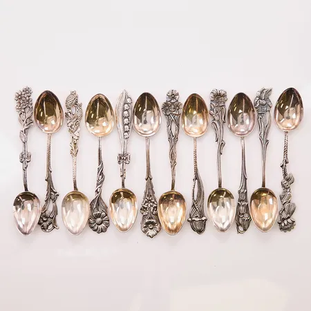 12 Moccaskedar, 10,5cm, 830/1000 Silver 105,9g.