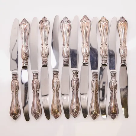 12 Knivar, 18cm, 830/1000 Silver 402,3g.