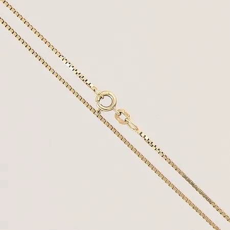 Kedja Venezia, längd 69cm, bredd 1mm, ojämnheter, 18K  Vikt: 8,2 g