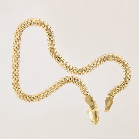 Armband, längd: 18cm, bredd: 3,1mm, lås defekt, 18K  Vikt: 4,5 g