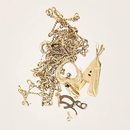 Guldsmycken, skeva/buckliga, saknar sten, skadade, 14K Vikt: 6,9 g