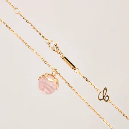 Collier Chopard Pendant Imperiale, integrerat hänge med rosenkvarts, ställbar längd 38/40/42cm, bredd 1-15mm, ref-nr: 799207-5001, serie-nr: 3316053, roséguld, certifikat från Rob Engström år 2024, kvitto från Kaplans Auktioner, originaletui, ytterkartong, 18K Vikt: 6,4 g