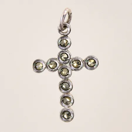 Hänge, kors med markasiter, 29x16mm, silver 935/1000 Vikt: 1,3 g
