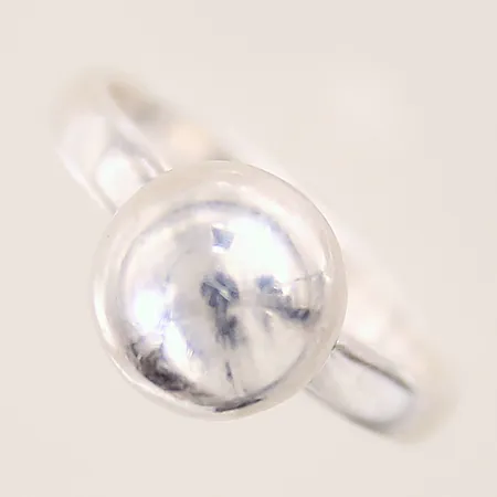 Ring med kula, stl 17, bredd 3,3-10mm, 925/1000 Vikt: 3,4 g