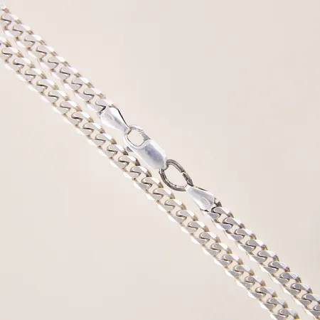 Kedja Pansar, längd 52,5cm, bredd 5mm, mellanögla i oädel metall, silver 925/1000 Vikt: 28,9 g