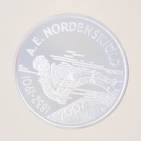 Mynt, A.E Nordenskiöld 1832-1901, 10 euro, 2007, Ø38,5mm, plastetui, silver 925/1000 Vikt: 25 g
