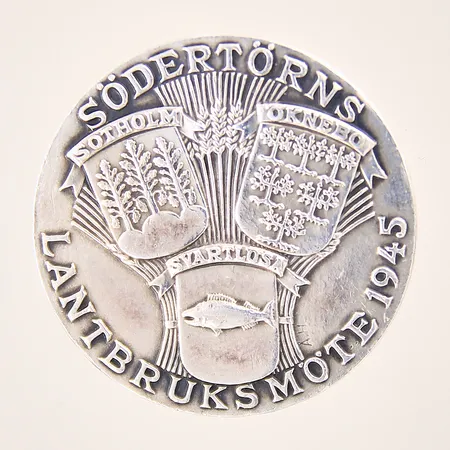 Medalj, Södertörns lantbruksmöte 1945, Ø35,6mm, gravyr, silver 925/1000 Vikt: 18 g