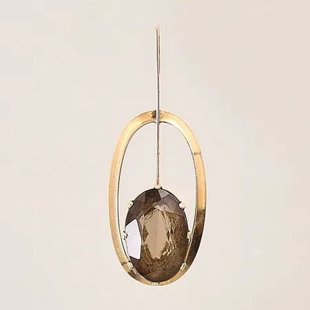 Hänge med brun sten, 34x13mm, otydlig stämpel, 14K Vikt: 1,6 g
