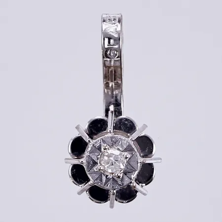 Hänge med diamant ca 1x0,01ct, 8/8-slipning, längd ca 12mm, FAB 18K  Vikt: 0,4 g
