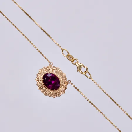Collier med sten, längd ca 41cm, bredd ca 1-12mm, 14K Vikt: 4,7 g