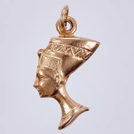 Berlock, Nefertiti, längd 2cm, bredd 9mm, 18K Vikt: 0,9 g