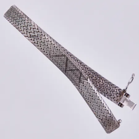 Armband, längd: ca 18cm, bredd: ca 8mm, 835/1000 silver Vikt: 16,6 g
