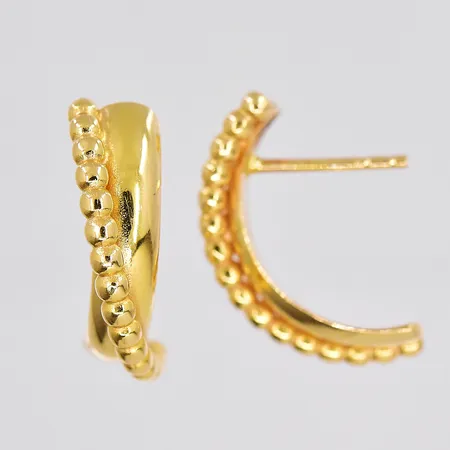 Ett par örhängen, längd 19mm, bredd 6mm, stoppar saknas, ostämplade, 18K Vikt: 4,8 g