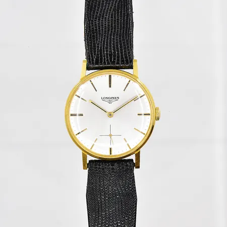 Herrur Longines, Ø 34mm, 18K, graverad boett, defekt krona, fungerar ej, läderband 