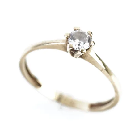Ring m vit sten, stl 17½(54), Ø4mm, 18k Vikt: 1,5 g