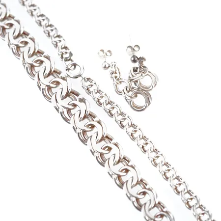Collier samt örhängen, bismarck, silver, 45cm, bredd 11mm, örhängen 25mm x 8mm, silver Vikt: 29,3 g