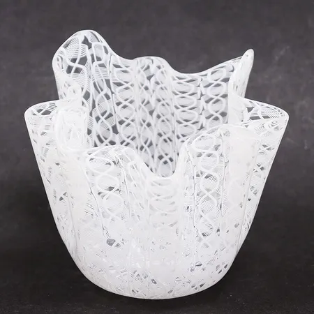 Näsduksskål omärkt, troligen Venini, 10,5cm, Ø11,5cm. 