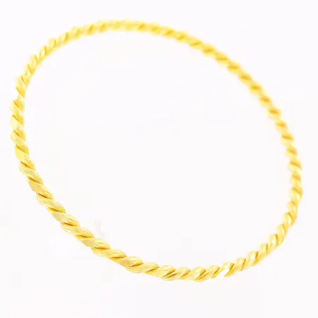 Armring, tvinnad, innermått 64mm, bredd 3mm, 22K Vikt: 19,6 g