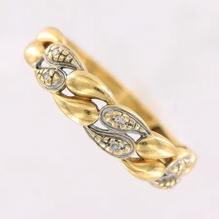 Ring, diamanter 6 x ca 0,005ct, stl 16¾, GHA, 18K Vikt: 2,1 g