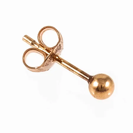 Ett udda örhänge i 18K, slät kula Ø 3 mm. Vikt: 0,2g. 