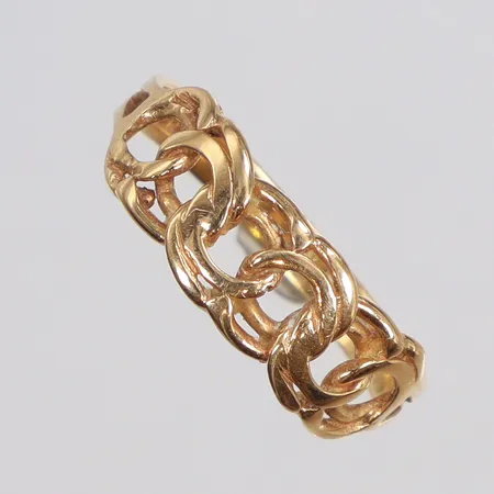 Ring bismarck, stl 18, bredd 2-7mm, 18K  Vikt: 2,4 g