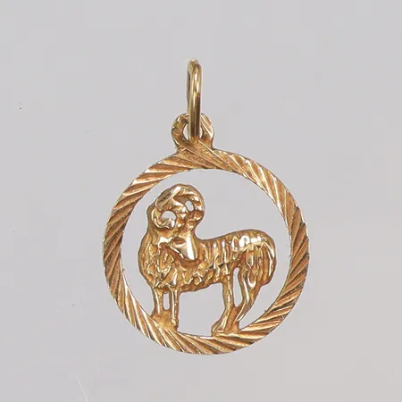 Hänge vädur, 20x14mm inklusive hängöglan, 18K  Vikt: 1 g