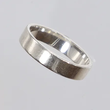 Ring slät stl 17 bredd 4mm GHA silver 925/1000 Vikt: 2,5 g