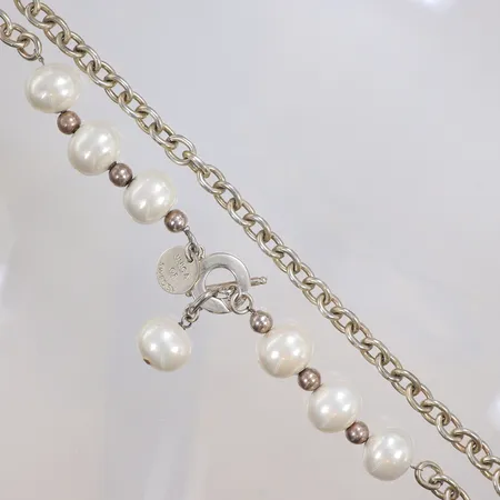 Collier med imitationspärlor i plast 57cm bredd 9-18mm, Unica of Sweden, silver 925/1000  Vikt: 114,3 g