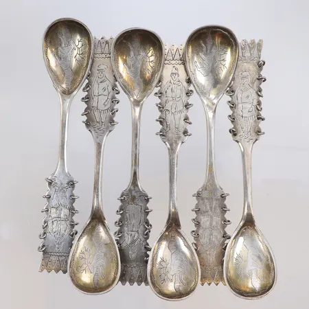 6st Kaffeskedar med samiskt motiv längd 11cm, gravyr, GRL silver 830/1000 Vikt: 67,8 g