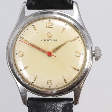 Herrur Certina Ø34mm, boett nr 81251/3536290 manuell uppdragning, med repor och slitage, ca 1960-tal, med defekt läderband 