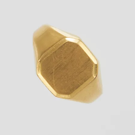 Klackring, Ø17¼, bredd: 3,2-12,3mm, repig, skev, 18K Vikt: 4,1 g