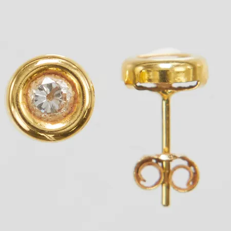 Örhängen med vita stenar, Ø6,7mm, 18K Vikt: 0,8 g