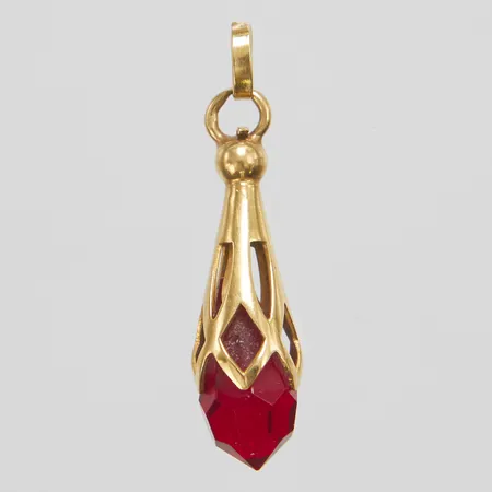 Hänge, 30x7,3mm, röd glassten, 18K Vikt: 1,6 g